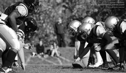 Picture of college football game.  Free pictures and wallpapers from http://www.FreePhotoCourse.com.© 2011, FreePhotoCourse.com; all rights reserved.  