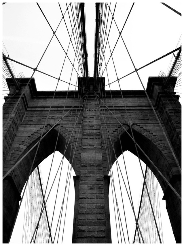 Picture of the Brooklyn Bridge; part of www.FreePhotoCourse.com's NYC Exposed online photography exhibit; all rights reserved